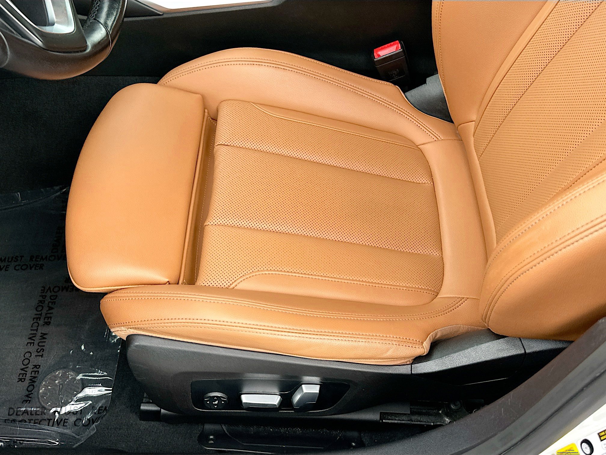 Used 2022 BMW 330e w/ Driving Assistance Package RWD image 19