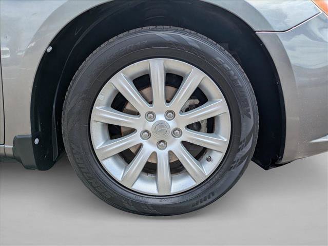 Used 2012 Chrysler 200 Touring FWD image 21