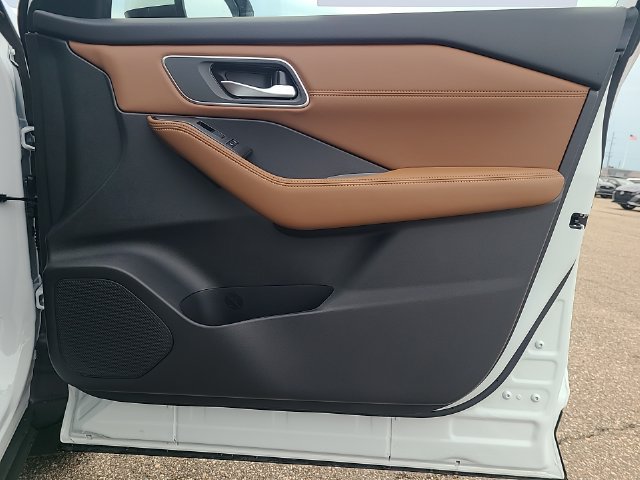 New 2026 Nissan Rogue Platinum AWD/4WD image 26