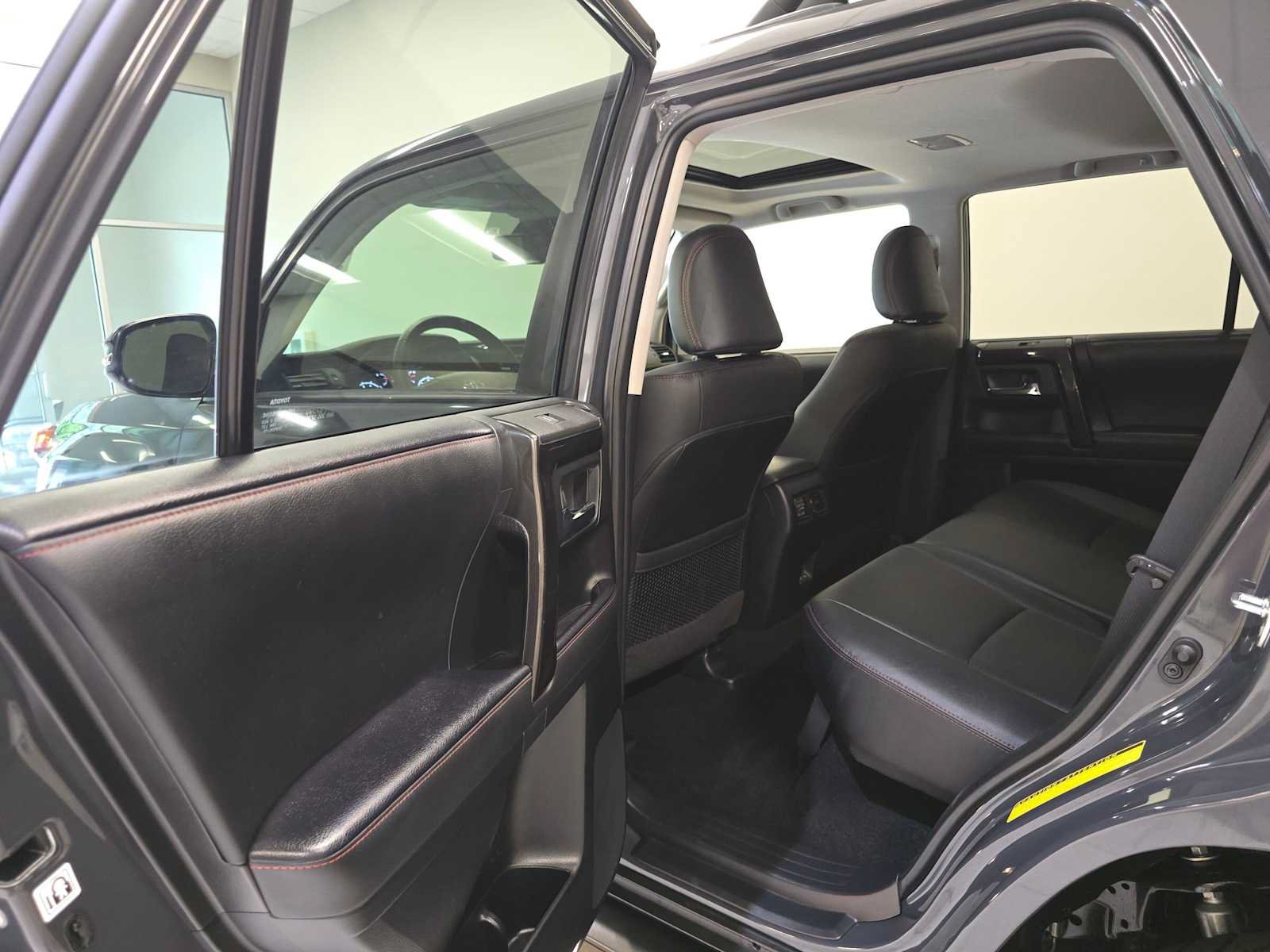 Certified 2024 Toyota 4Runner TRD Off-Road Premium w/ Moonroof Package AWD/4WD image 25