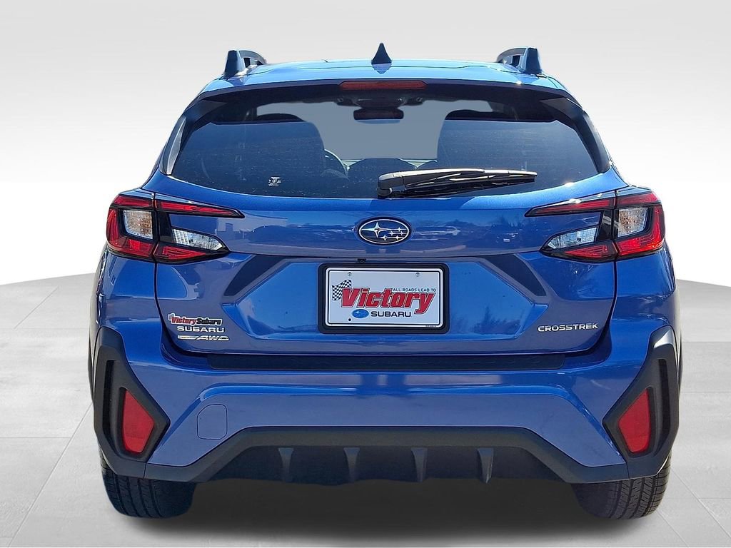 Used 2025 Subaru Crosstrek 2.0i Premium image 5