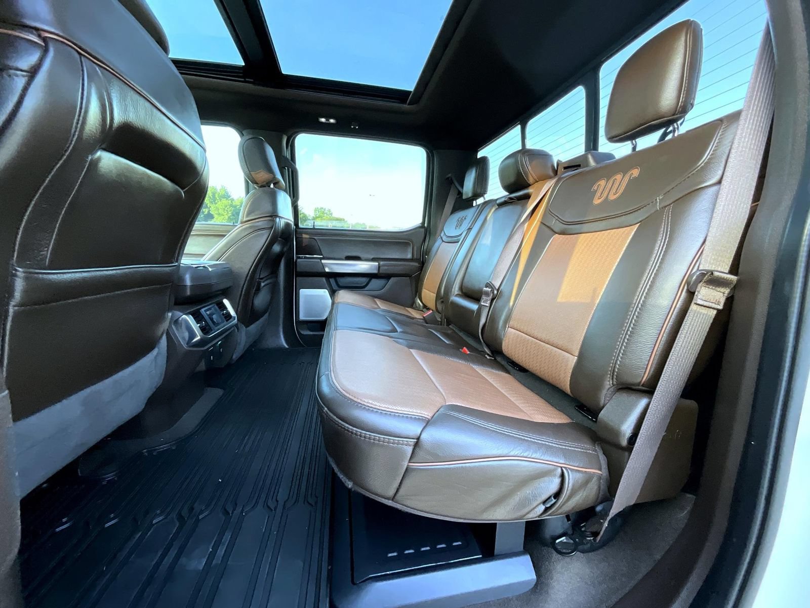 Used 2022 Ford F150 King Ranch w/ Equipment Group 601A High AWD/4WD image 23
