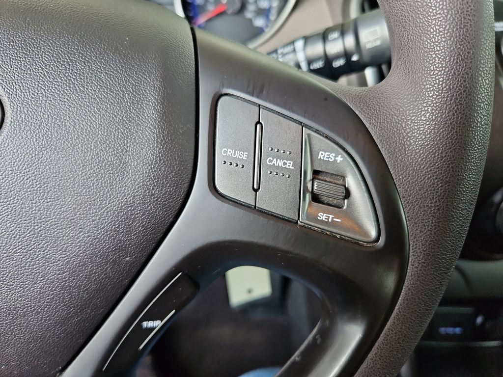 Used 2015 Hyundai Tucson GLS w/ Option Group 02 AWD/4WD image 12