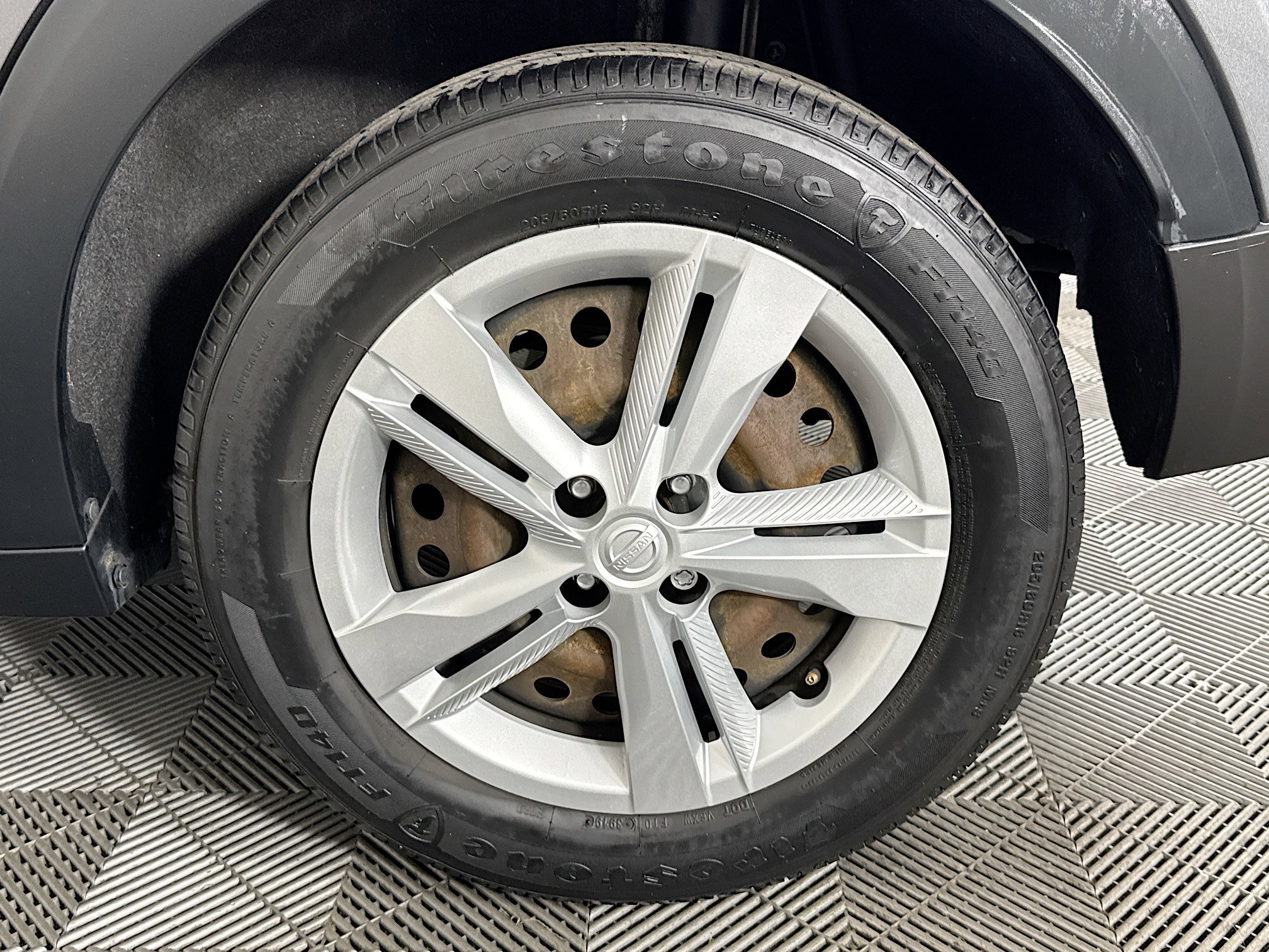 Used 2019 Nissan Kicks S FWD image 36