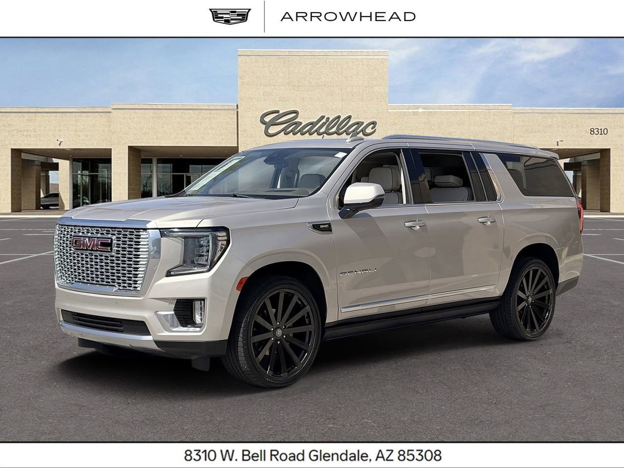 Used 2022 GMC Yukon XL Denali AWD/4WD image 1