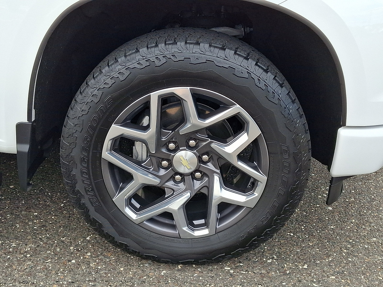 Used 2024 Chevrolet Silverado 1500 Custom RWD image 8