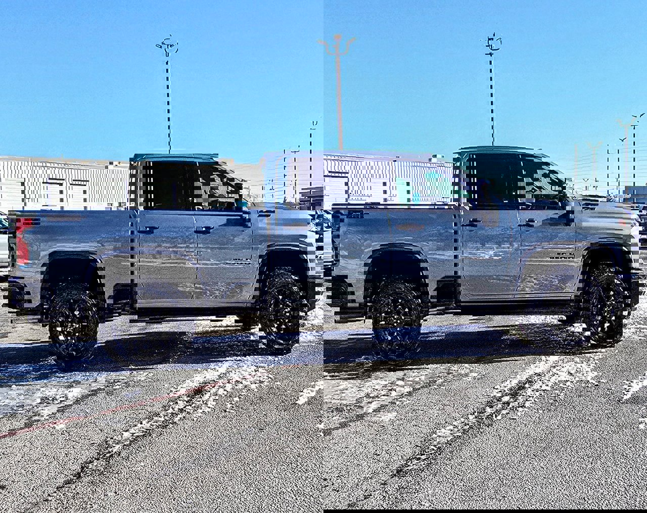 Used 2026 Chevrolet Silverado 2500 LTZ w/ LTZ Plus Package image 9