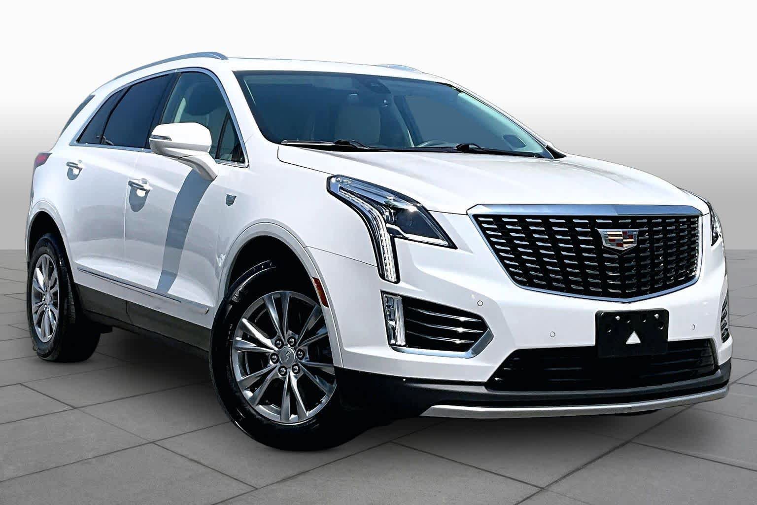 Used 2021 Cadillac XT5 Premium Luxury AWD/4WD image 2