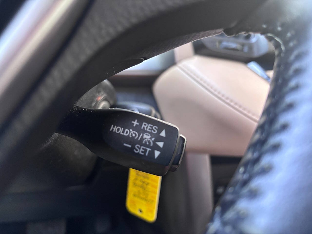 Used 2017 Toyota RAV4 XLE w/ Plus Special Value Package FWD image 22