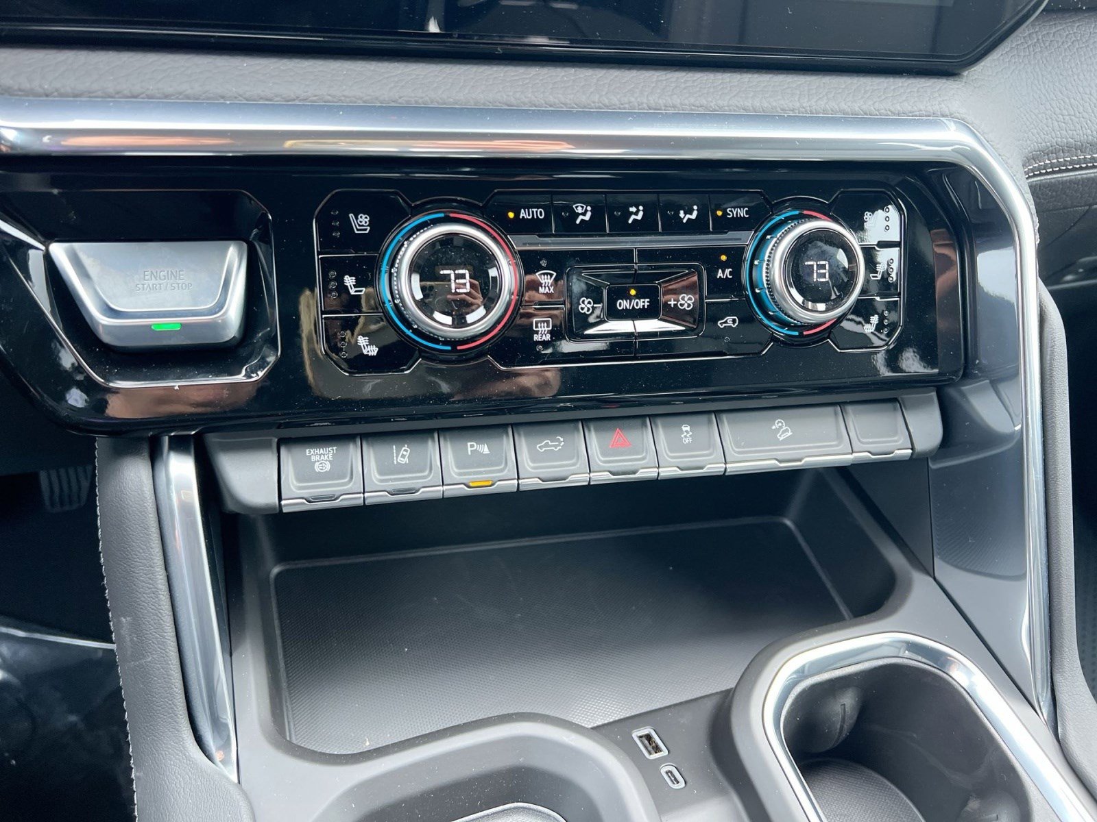 New 2026 GMC Sierra 3500 Denali image 17