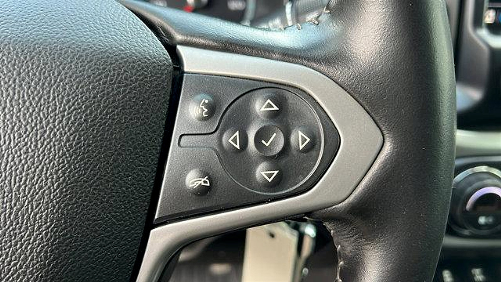 Used 2021 Chevrolet Colorado ZR2 image 26