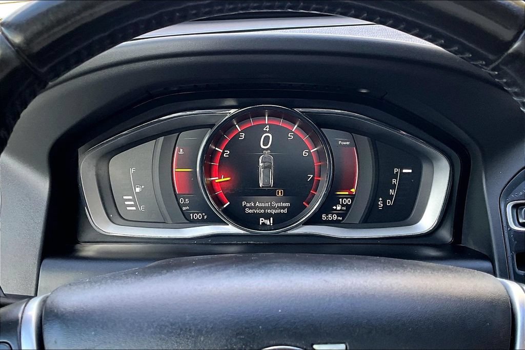 Used 2017 Volvo XC60 T5 Inscription w/ Preferred Option Package FWD image 30