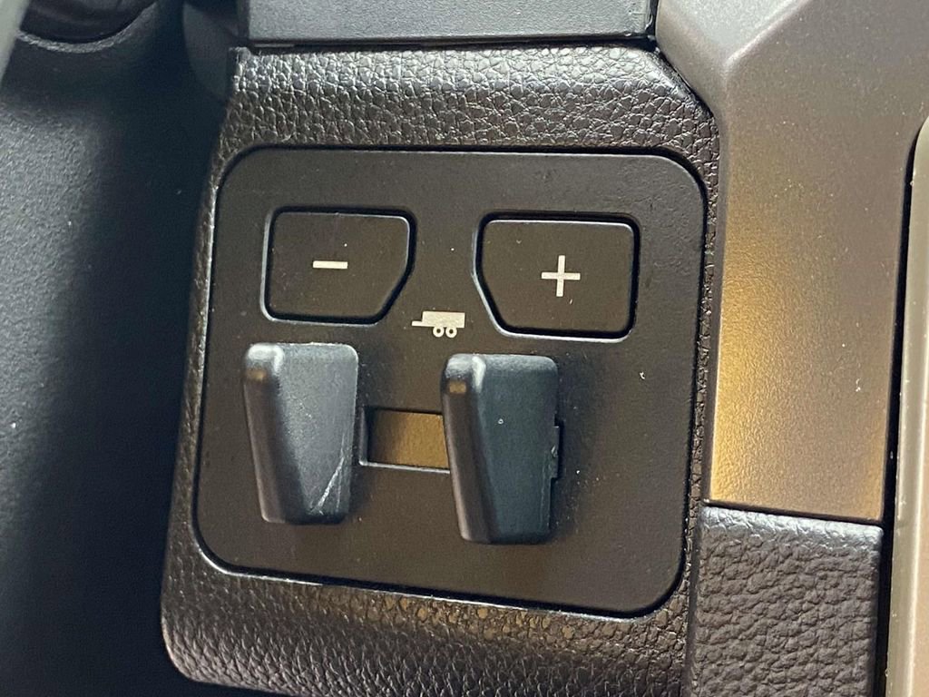 Used 2024 Toyota Tacoma TRD Sport w/ TRD Sport Upgrade Package image 30