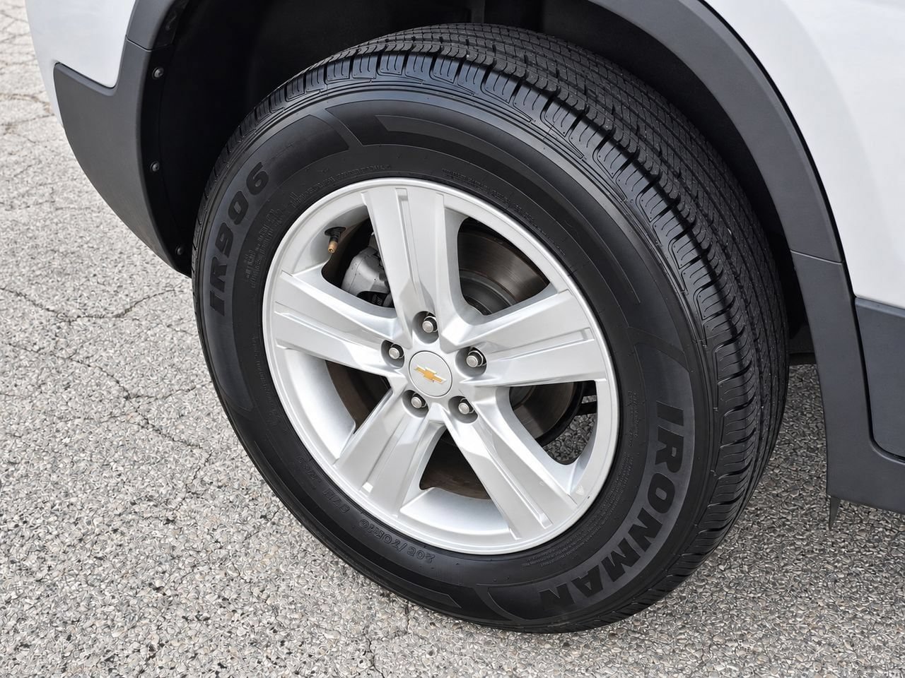 Certified 2020 Chevrolet Trax LT w/ LT Convenience Package AWD/4WD image 10