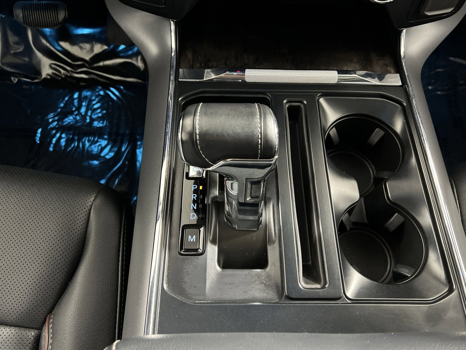 Used 2023 Ford F150 Lariat w/ FX4 Off-Road Package image 21