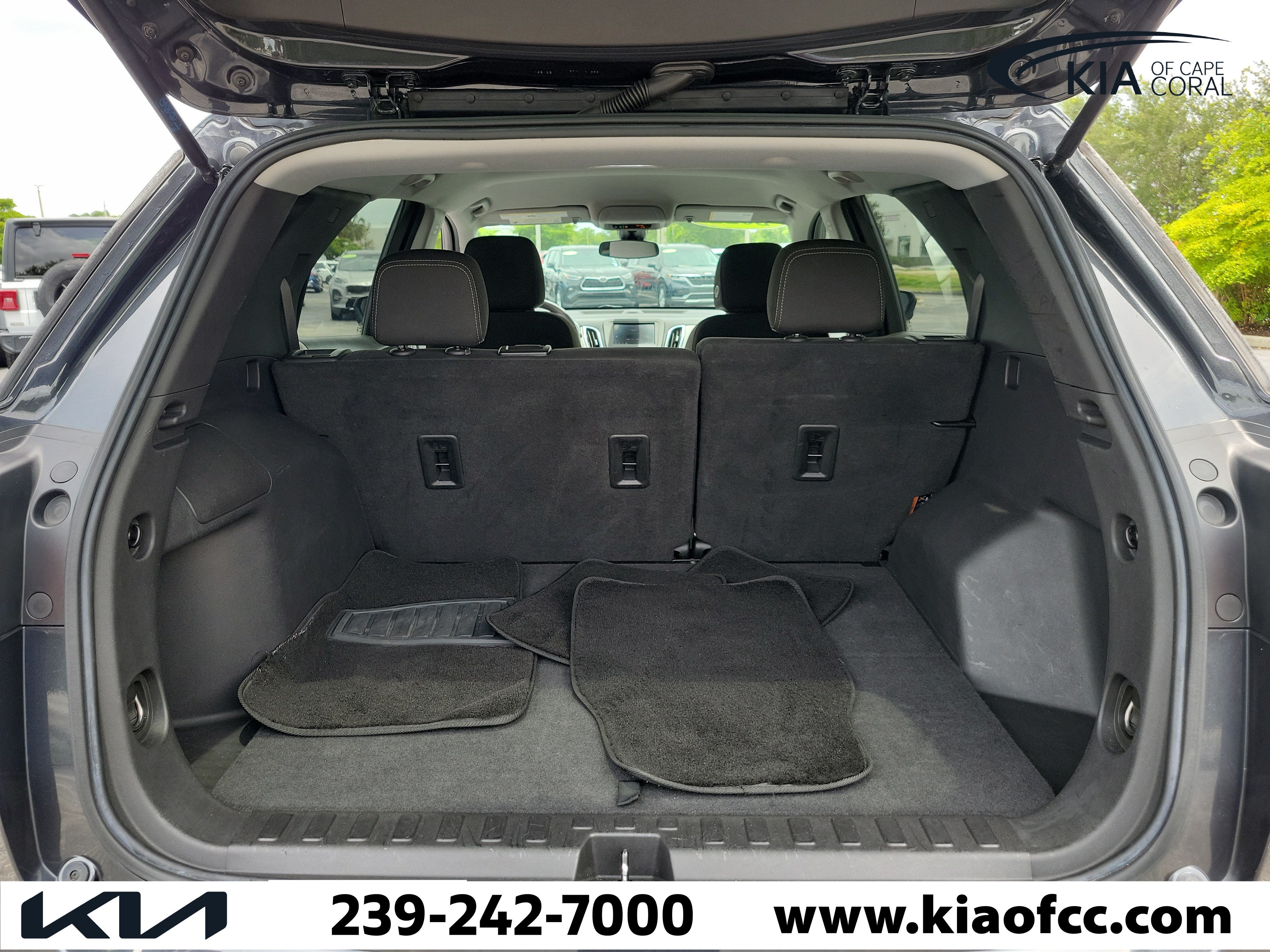 Used 2022 Chevrolet Equinox LS FWD image 11