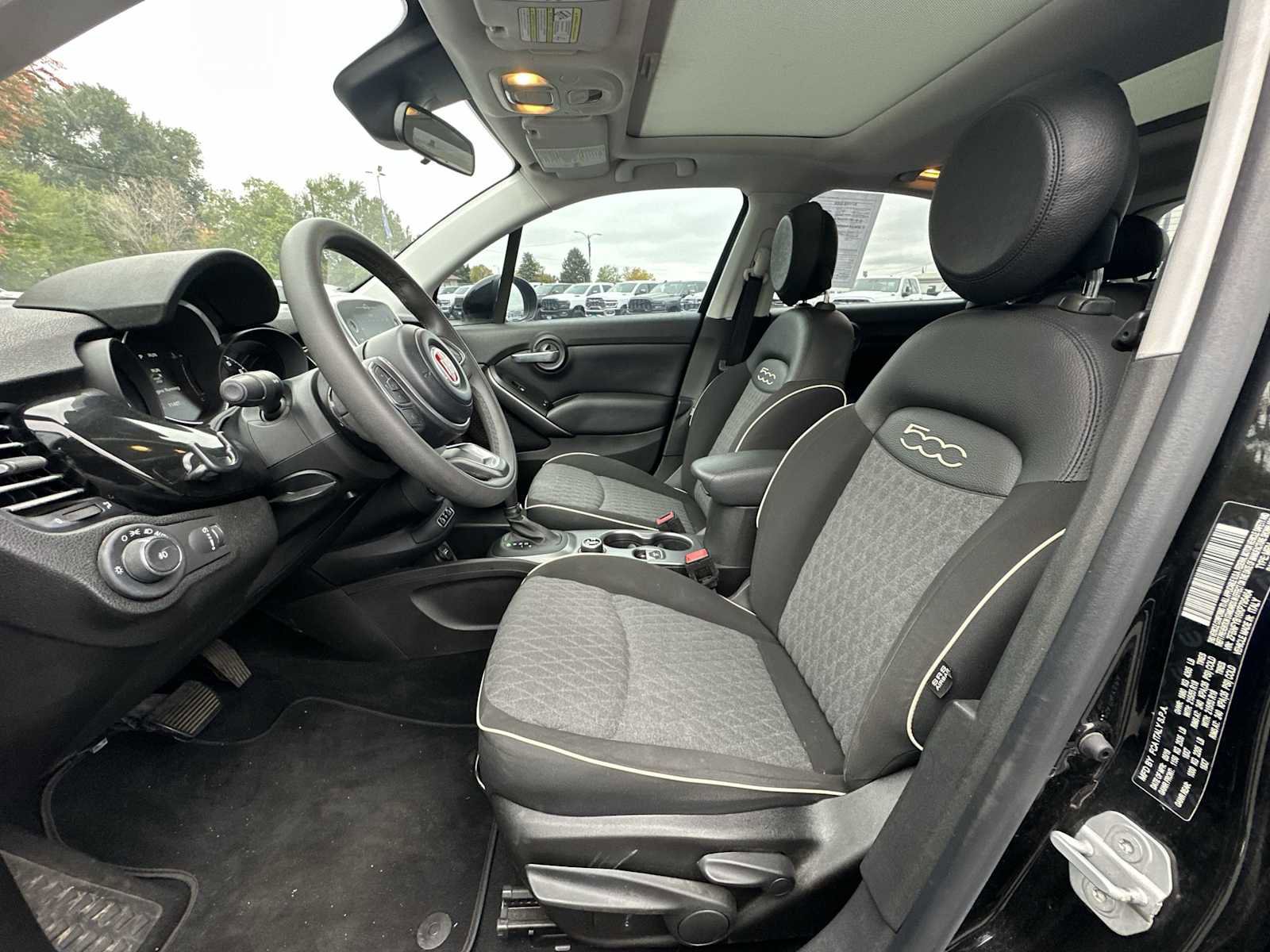 Used 2019 FIAT 500X Trekking w/ Premium Group image 13