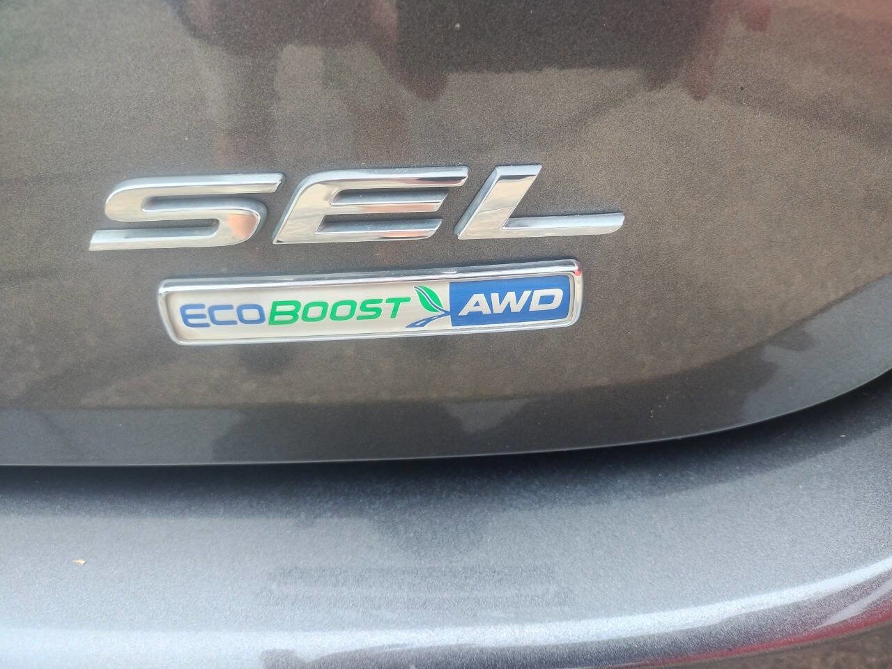 Used 2018 Ford Edge SEL w/ Equipment Group 201A image 16