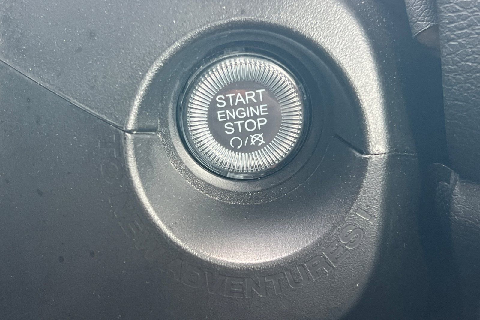 Used 2023 Jeep Renegade Latitude image 20