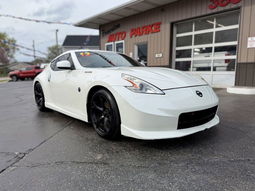 Used 2012 Nissan 370Z NISMO image 2