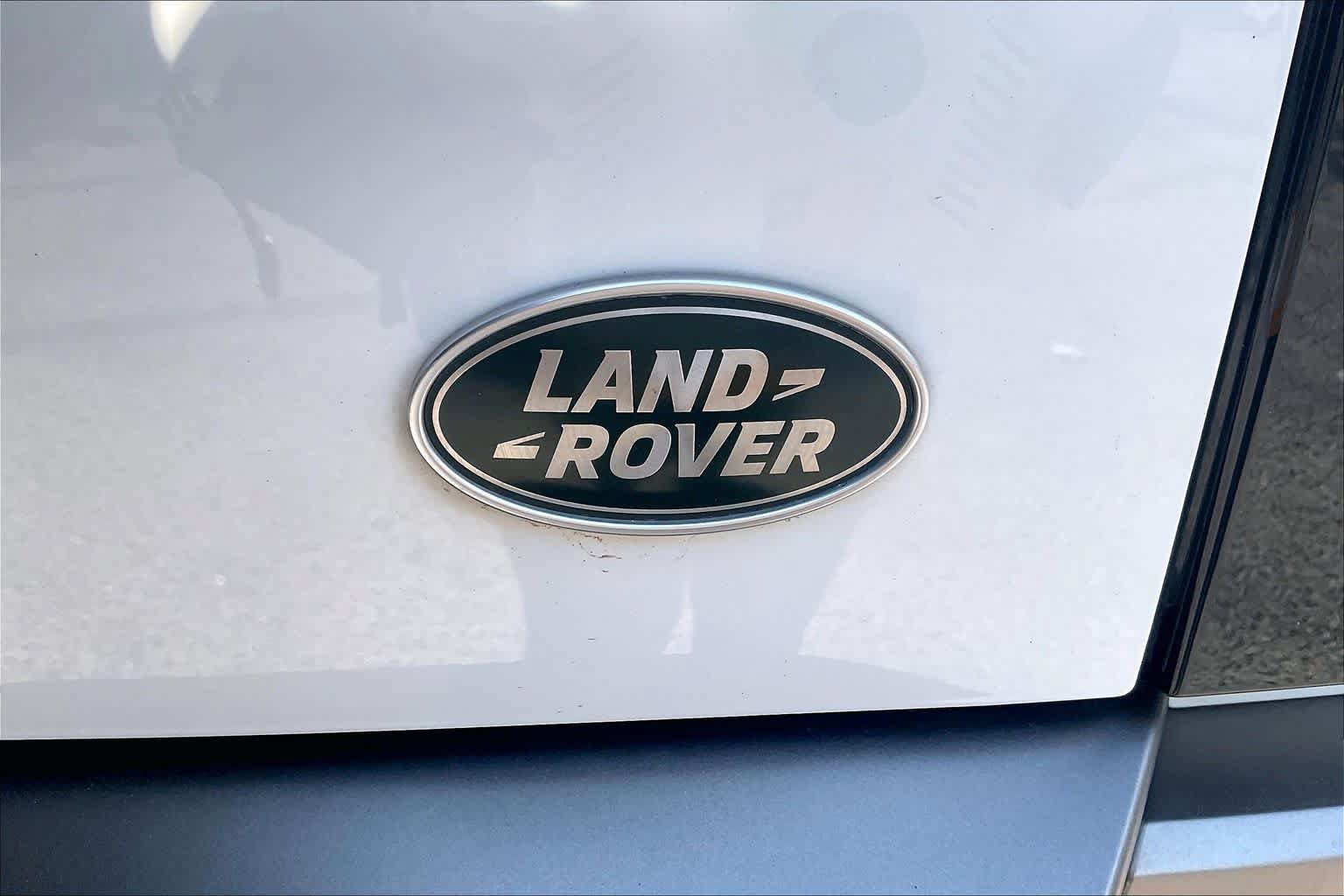 Used 2022 Land Rover Defender 110 X-Dynamic HSE AWD/4WD image 10