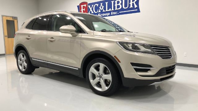 Used 2017 Lincoln MKC Premiere FWD image 10