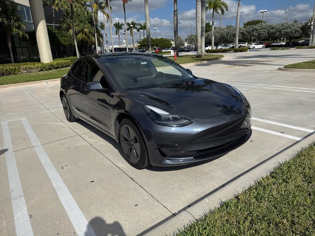Used 2021 Tesla Model 3 Standard Range Plus image 5