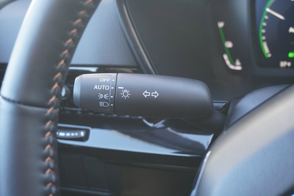 Used 2026 Honda CR-V Sport Touring image 17