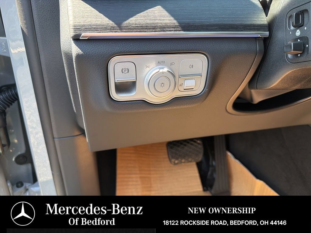 New 2026 Mercedes-Benz GLE 450 4MATIC Coupe image 9