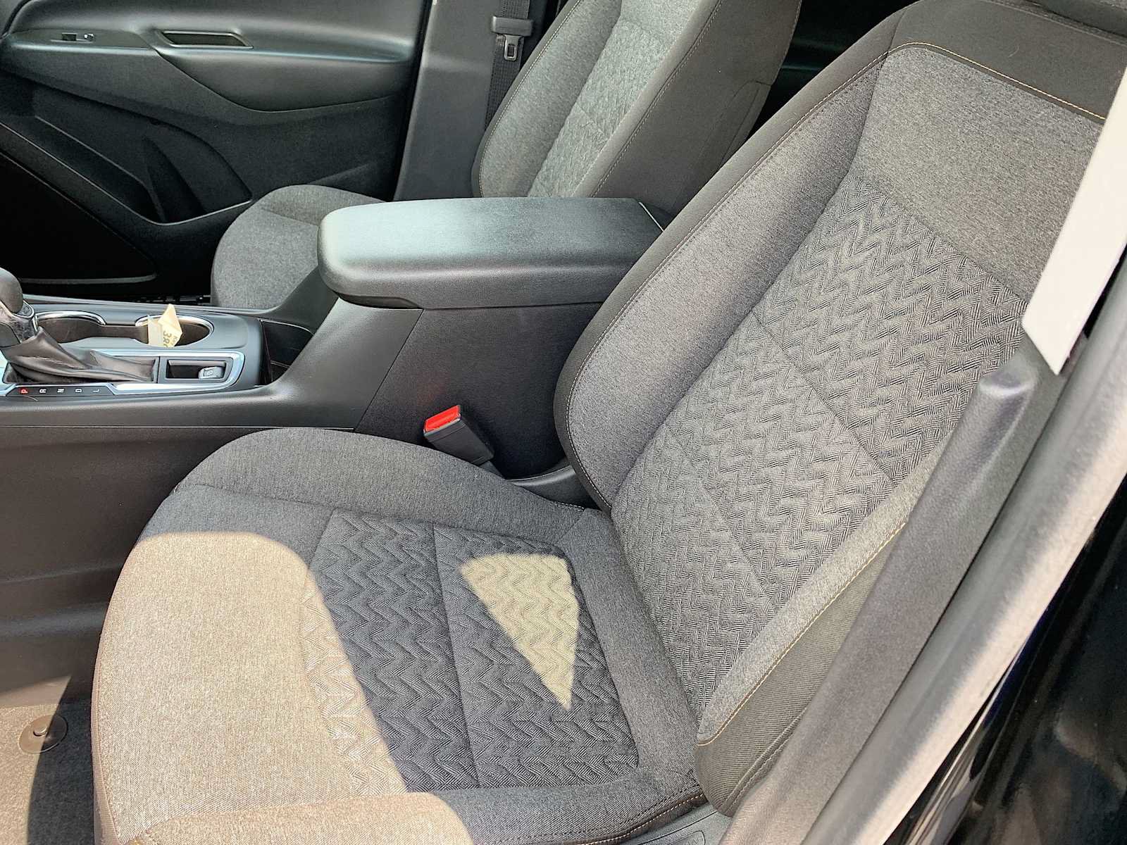 Used 2023 Chevrolet Equinox LT AWD/4WD image 18