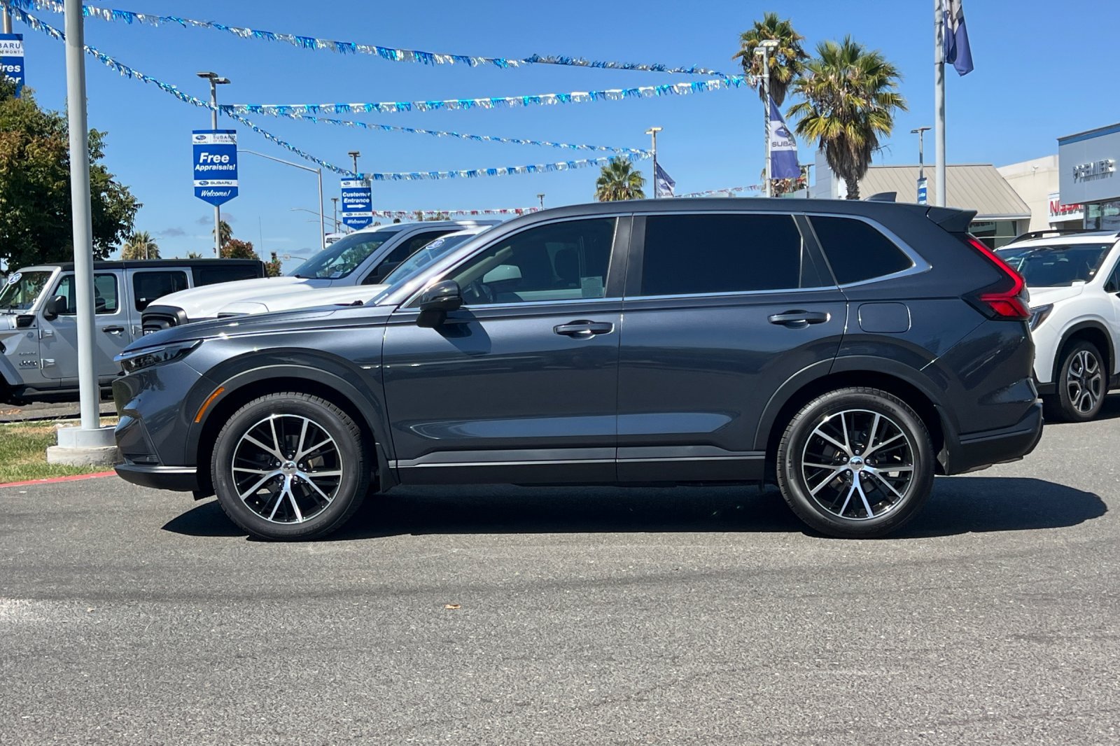 Used 2024 Honda CR-V EX-L image 7