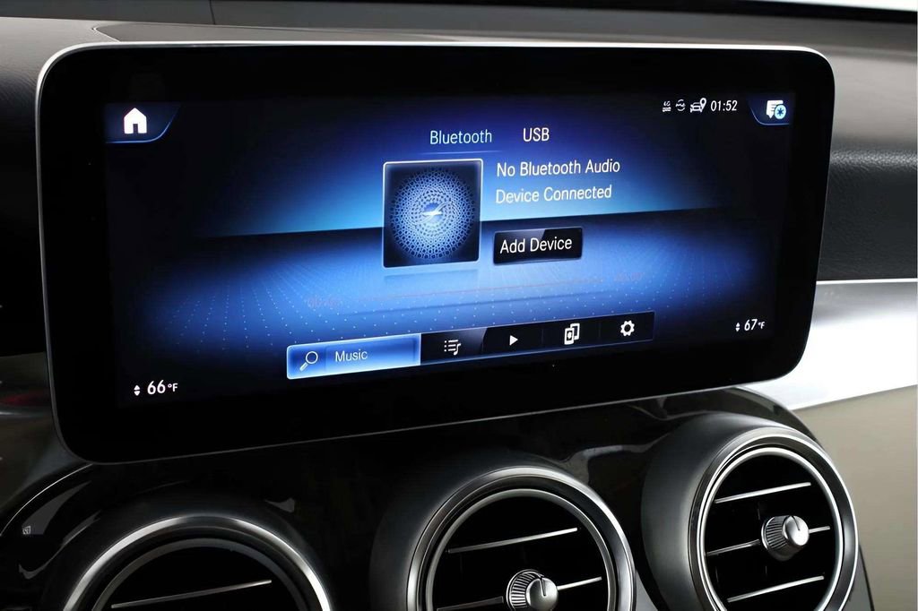 Used 2022 Mercedes-Benz GLC 300 w/ Premium Package Lite image 23