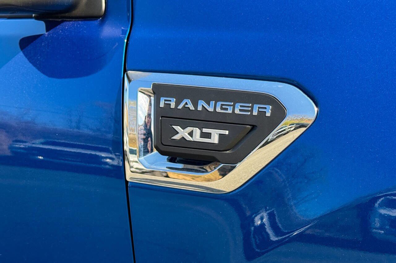 Used 2019 Ford Ranger XLT w/ Equipment Group 302A Luxury AWD/4WD image 12
