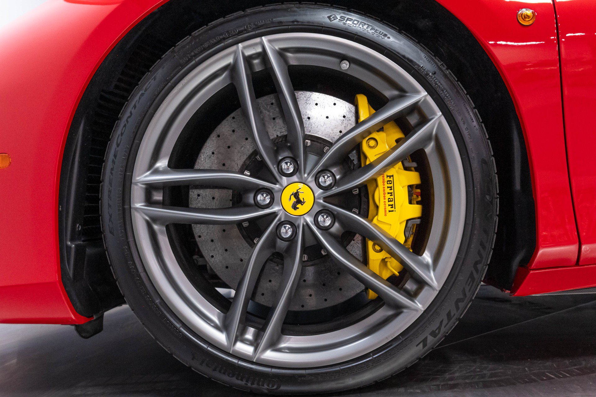 Used 2018 Ferrari 488 Spider RWD image 45