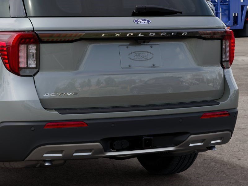 New 2027 Ford Explorer Active w/ Active Comfort Package RWD image 23