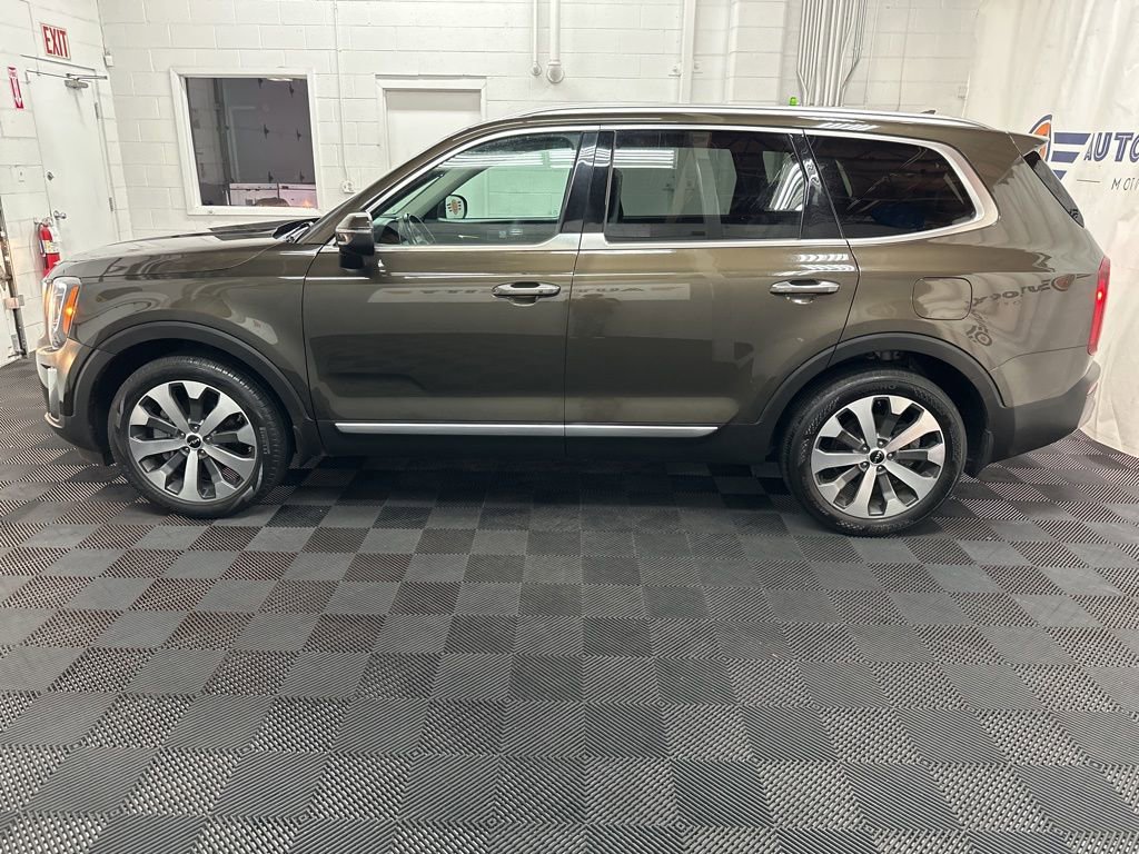 Used 2022 Kia Telluride S AWD/4WD image 6