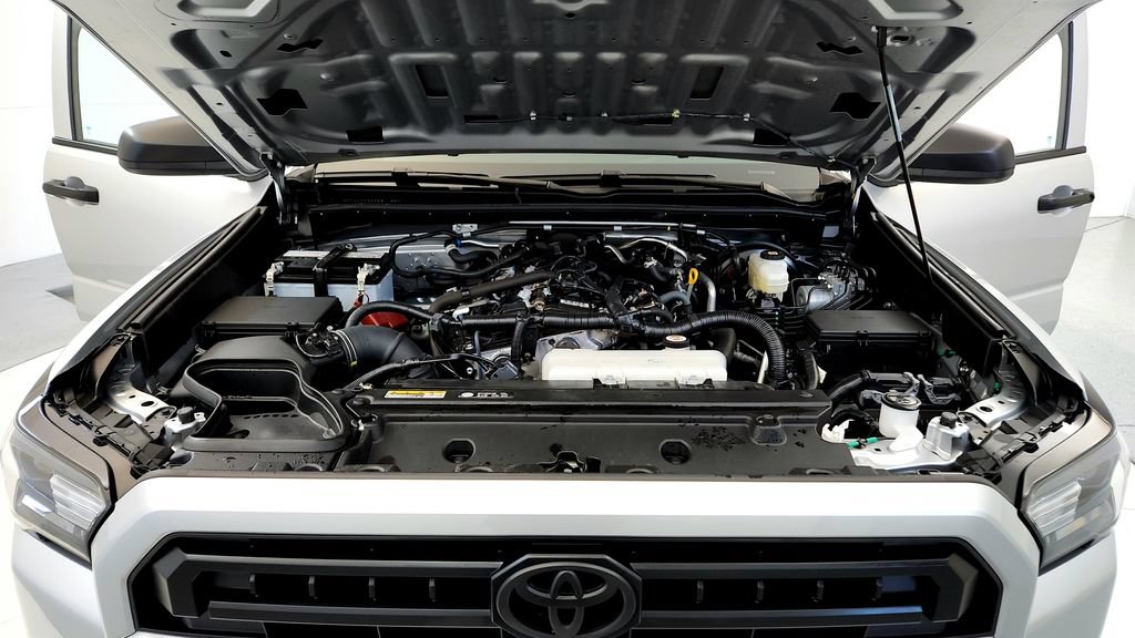 Certified 2025 Toyota 4Runner SR5 AWD/4WD image 13