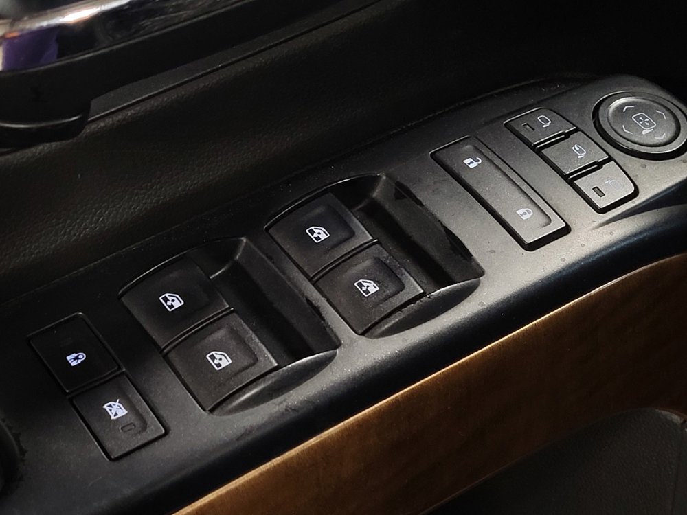 Used 2014 Chevrolet Silverado 1500 LTZ RWD image 27