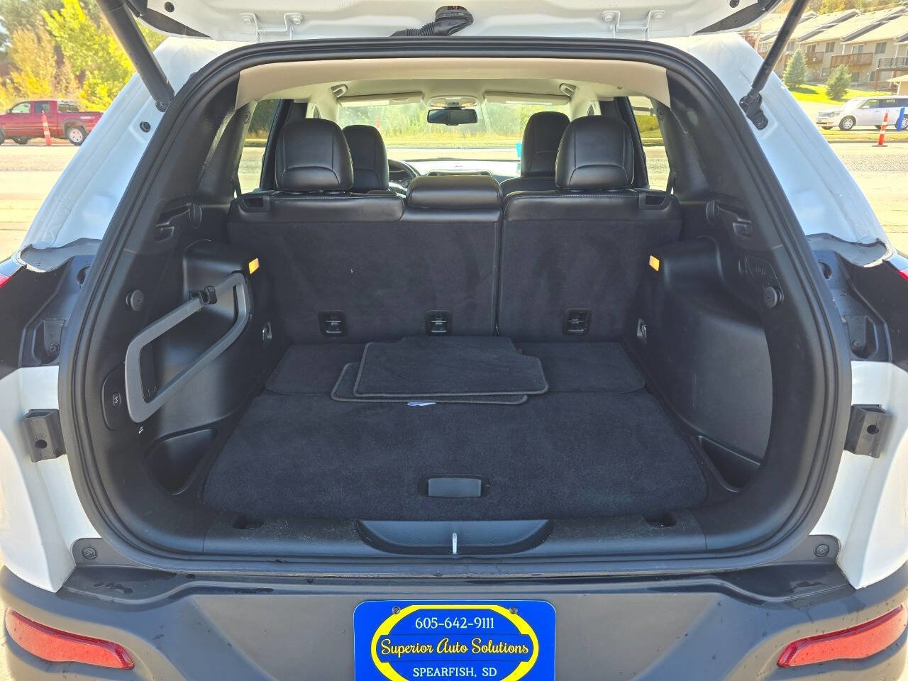 Used 2018 Jeep Cherokee Limited w/ Trailer Tow Group image 26