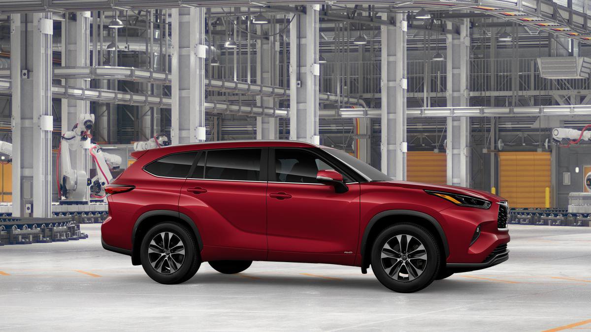New 2026 Toyota Highlander XLE image 13