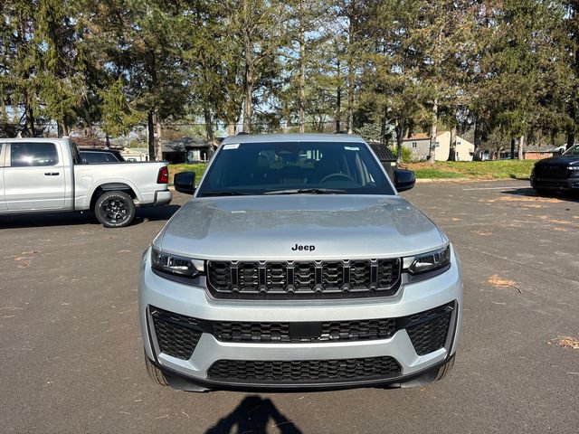 New 2026 Jeep Grand Cherokee Altitude AWD/4WD image 5