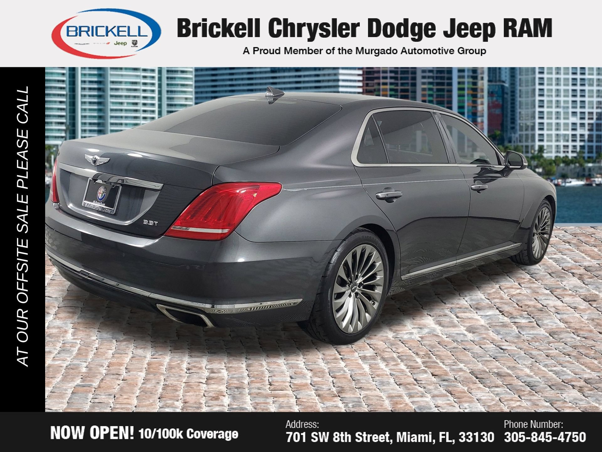 Used 2017 Genesis G90 3.3T Premium RWD image 4