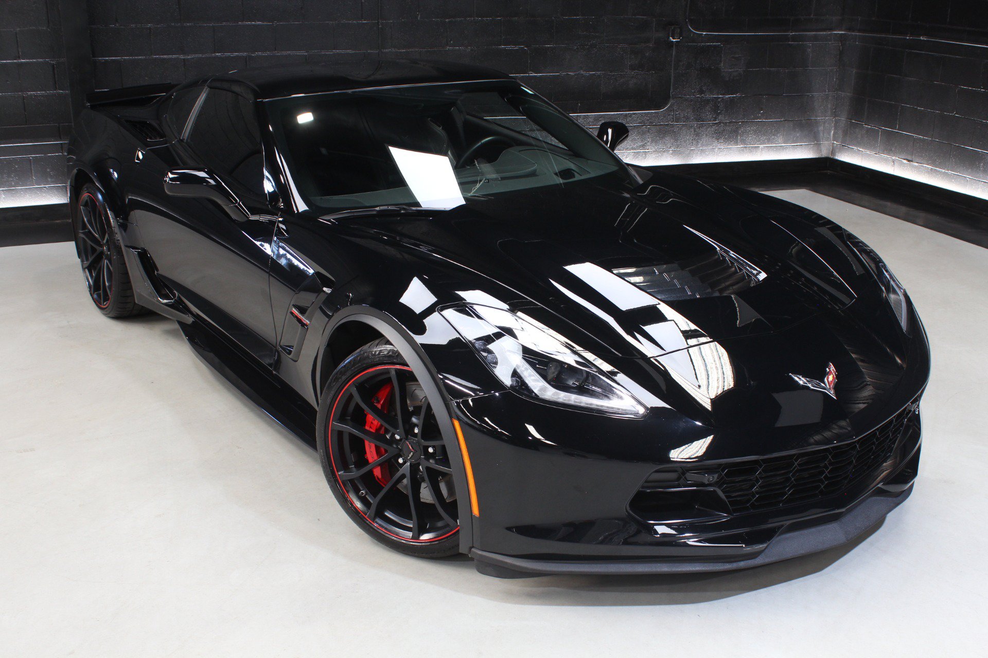 Used 2019 Chevrolet Corvette Grand Sport RWD image 13