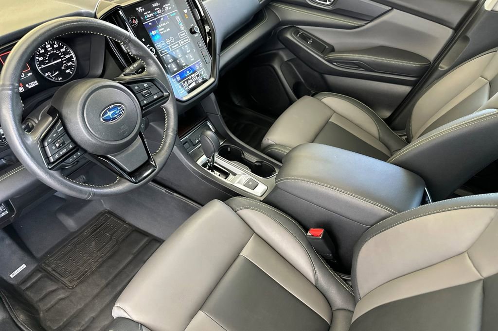 Used 2023 Subaru Ascent Onyx Edition AWD/4WD image 10