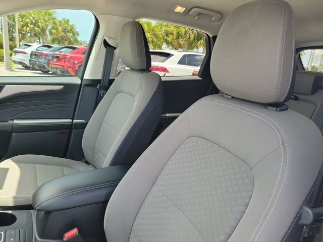 Used 2022 Ford Escape SE w/ Convenience Package AWD/4WD image 17