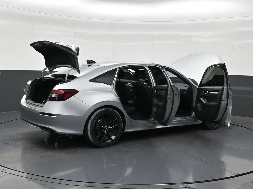 Used 2025 Honda Civic Sport image 30