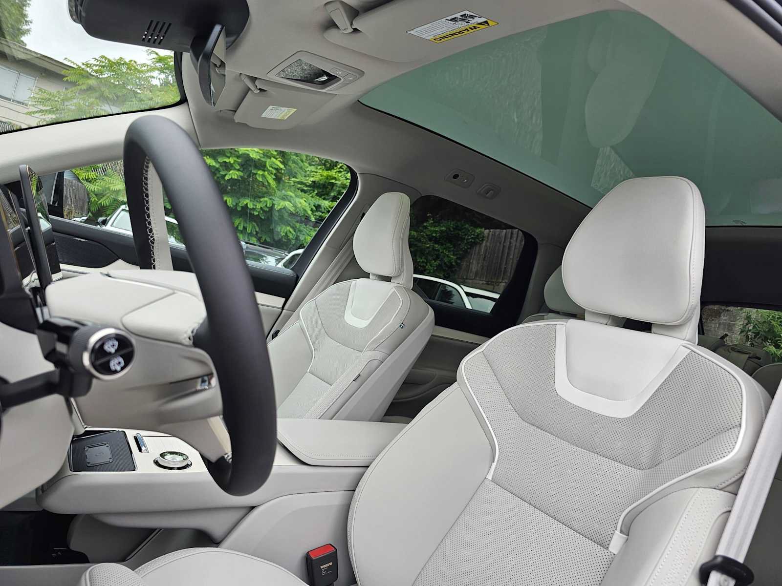 New 2026 Volvo EX90 Plus AWD/4WD image 23