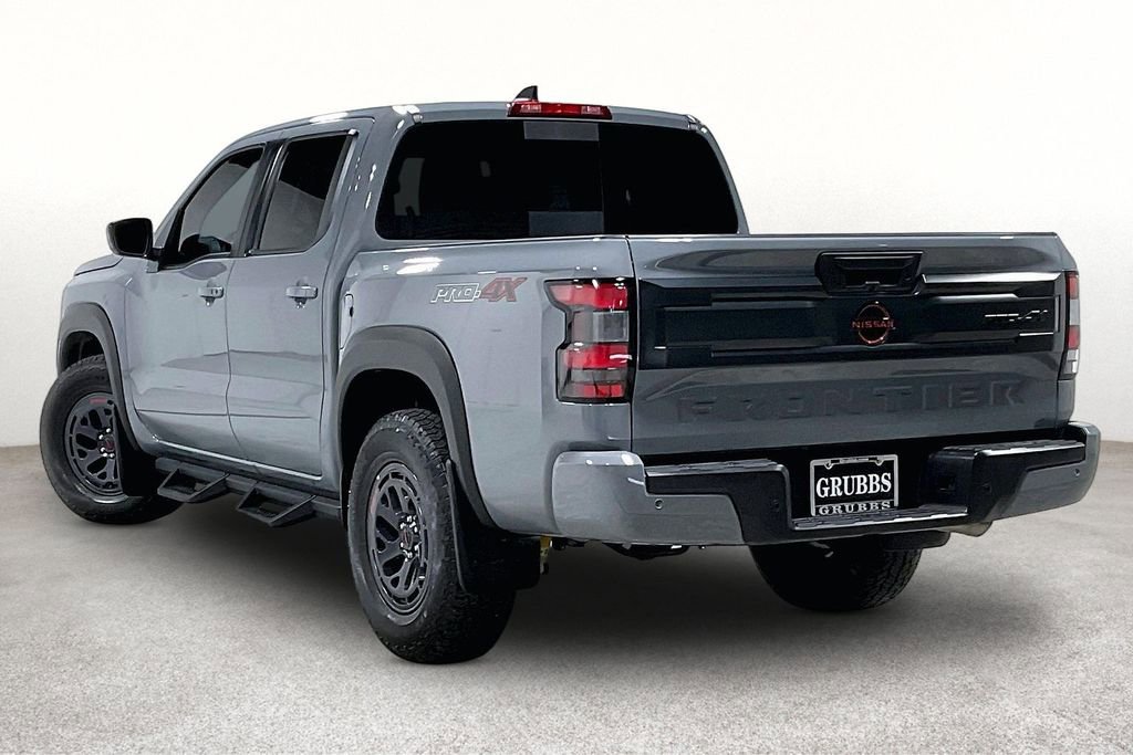 Used 2025 Nissan Frontier PRO-4X AWD/4WD image 15