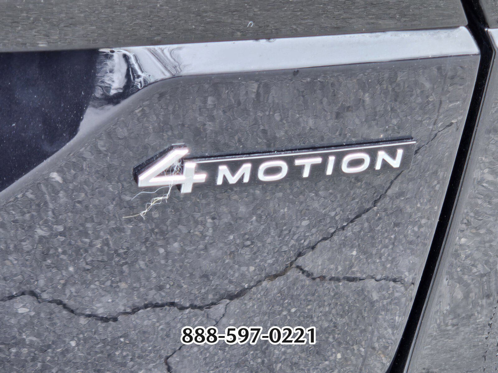 Certified 2025 Volkswagen Atlas Peak Edition SE image 17