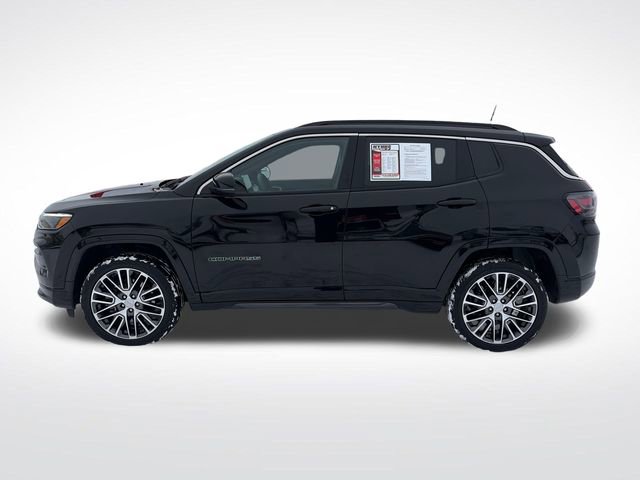 Used 2023 Jeep Compass Limited w/ Elite Group image 4